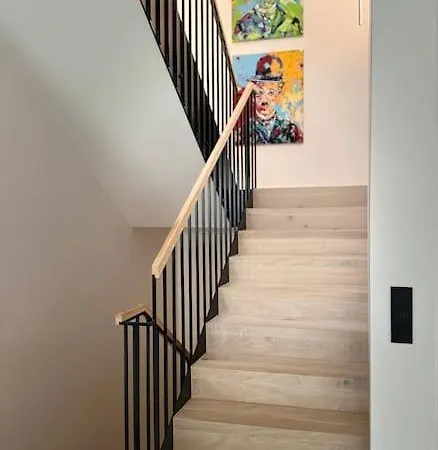 Stilvolle Oase: Ruhiges Cityhaus Σπίτι διακοπών